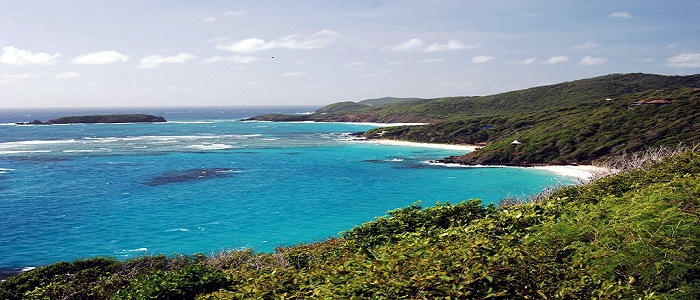 Découverte de l’île Moustique le temps d'un périple aux Caraïbes